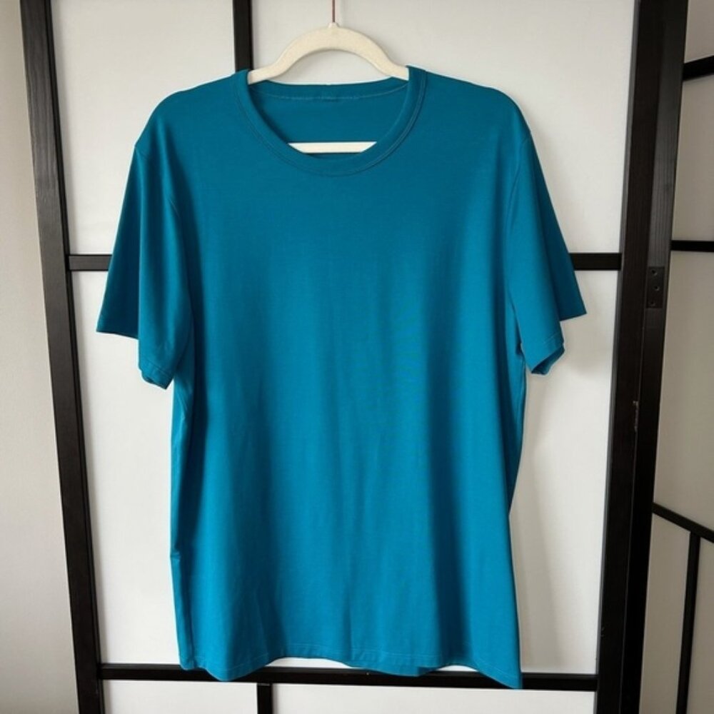 Lululemon Mens Casual Soft Bright Ocean Blue Short Sleeve Tee Shirt